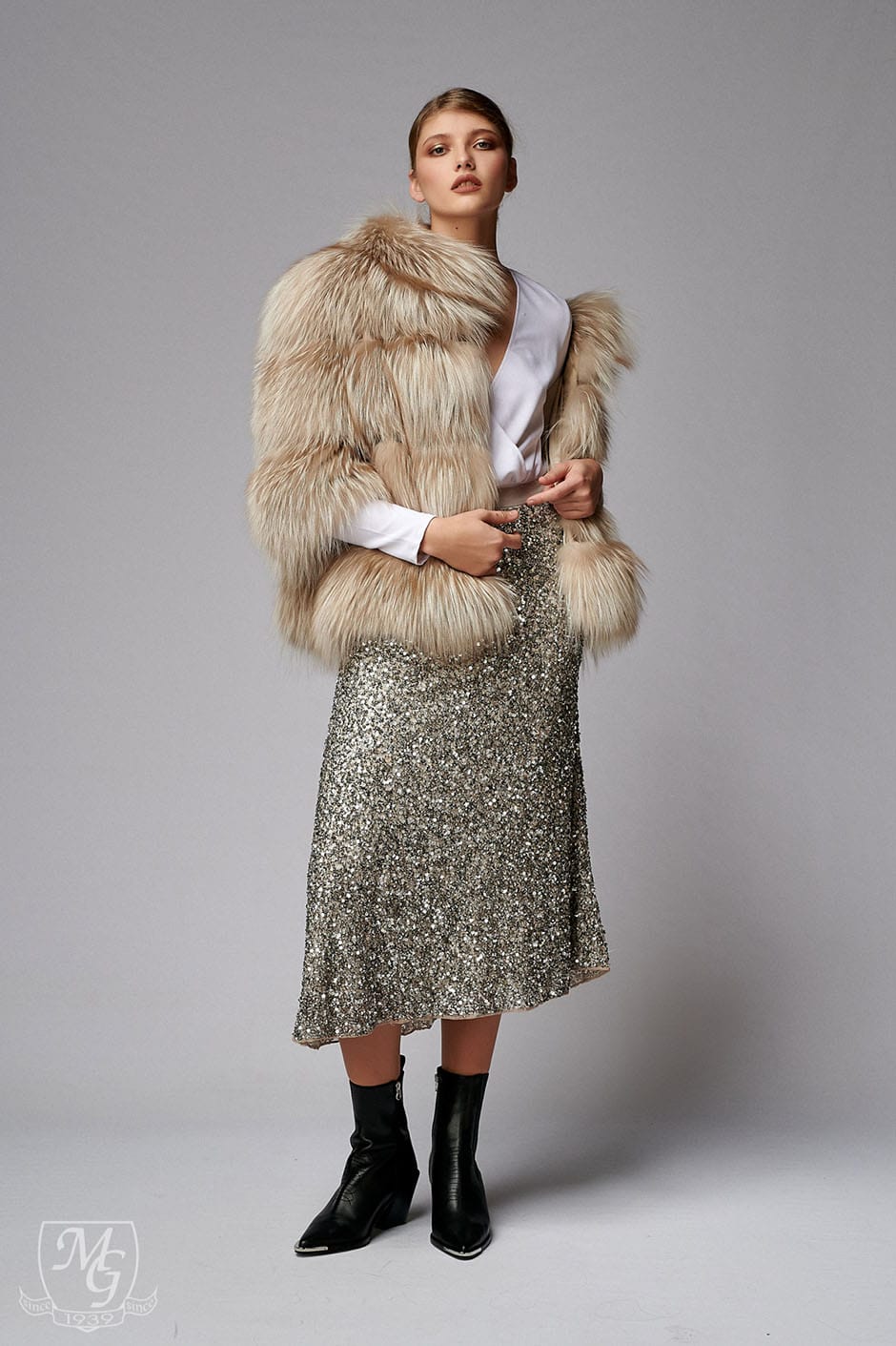 Jacket in Amber fox fur, model 5611