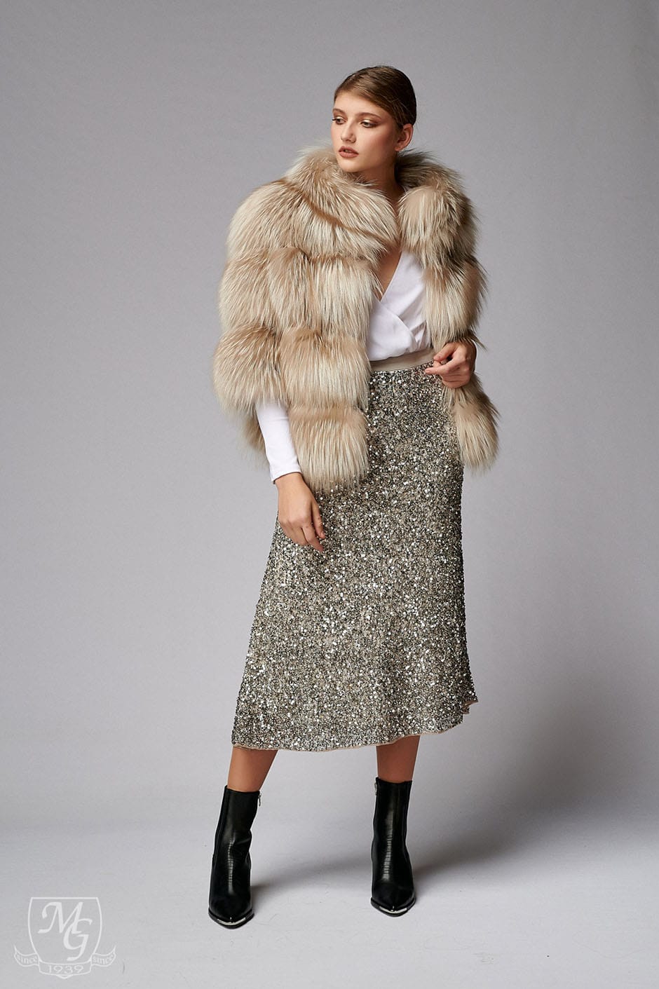 Jacket in Amber fox fur, model 5611 - Image 3