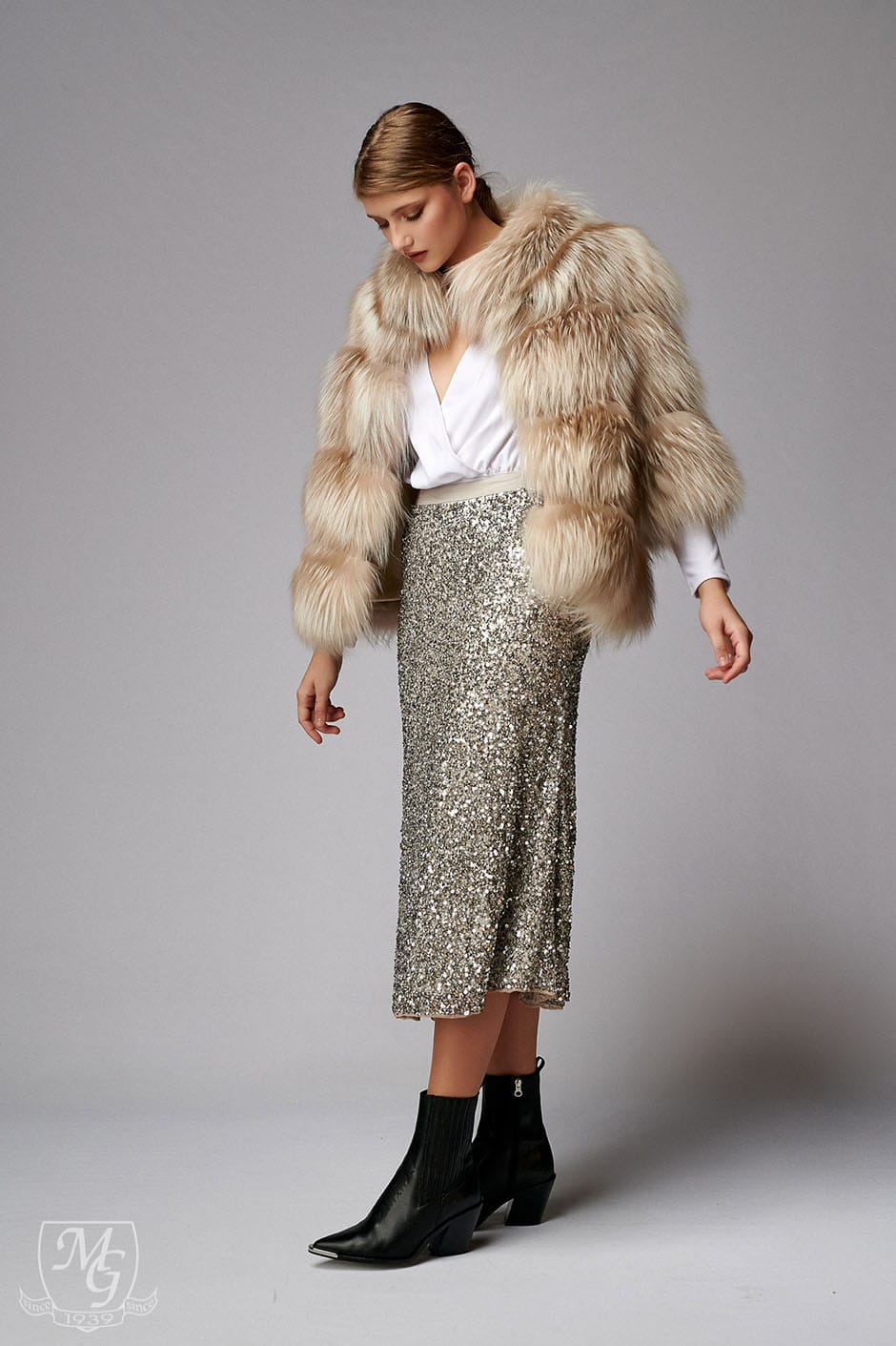 Jacket in Amber fox fur, model 5611 - Image 4