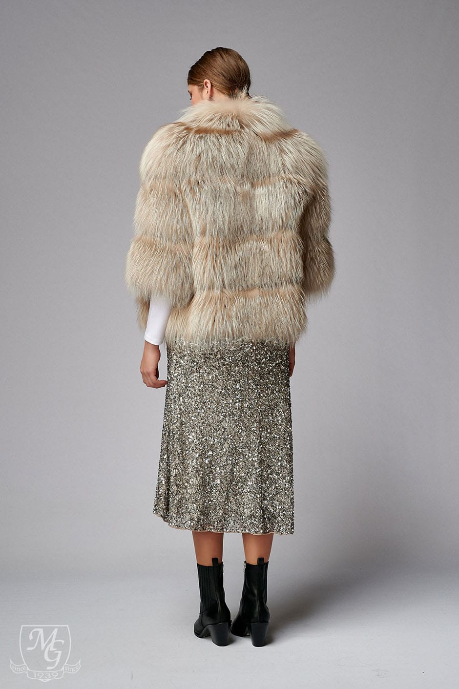 Jacket in Amber fox fur, model 5611 - Image 7
