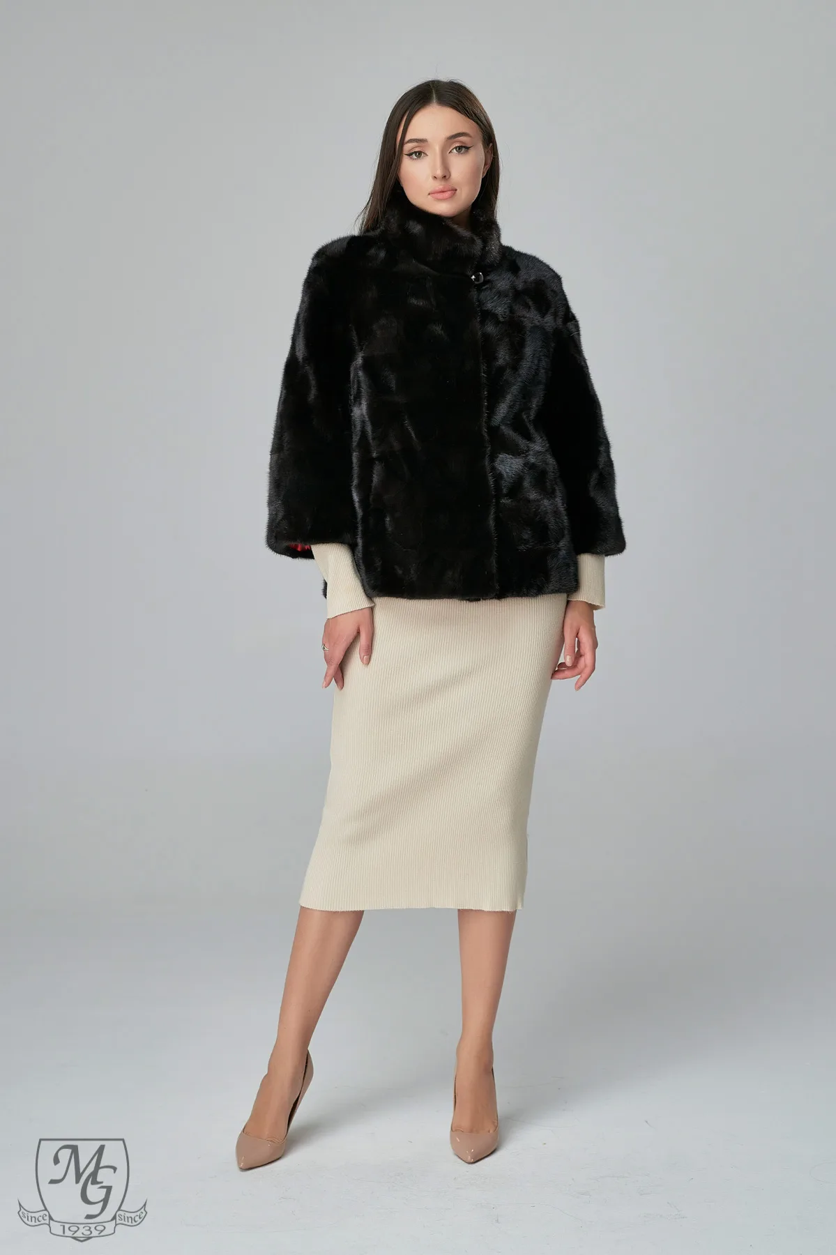 Mink (vison) fur: coats, vests, capes Mink (vison) fur: coats, vests, capes