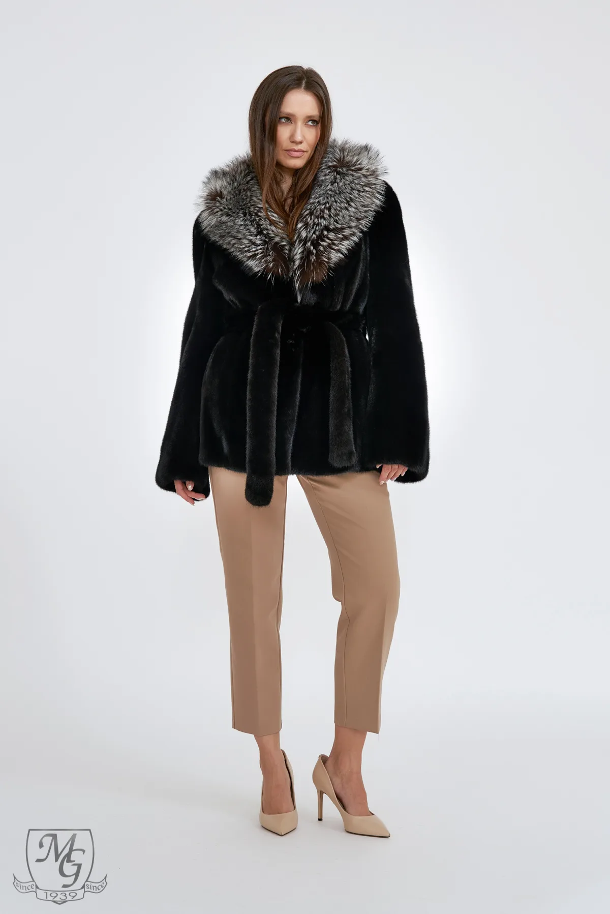 Select Quality XXXDARK chinchilla jacket, Clarity 1, Nova model