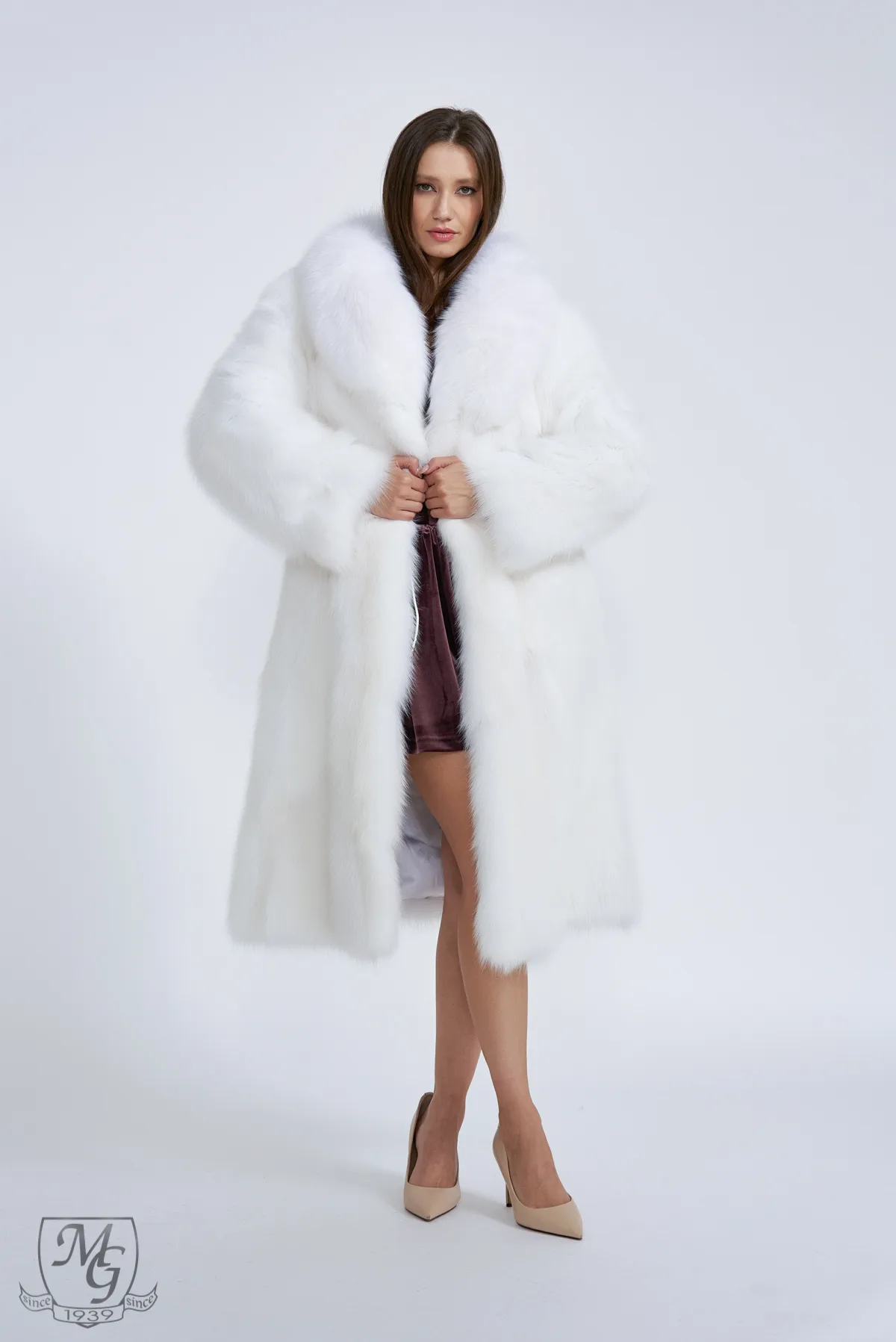 Black fox jacket, model 6343 - Casa de blanuri MG
