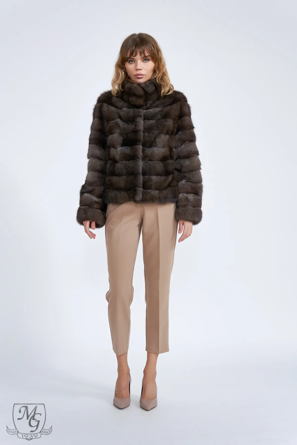 Black fox jacket, model 6343 - Casa de blanuri MG