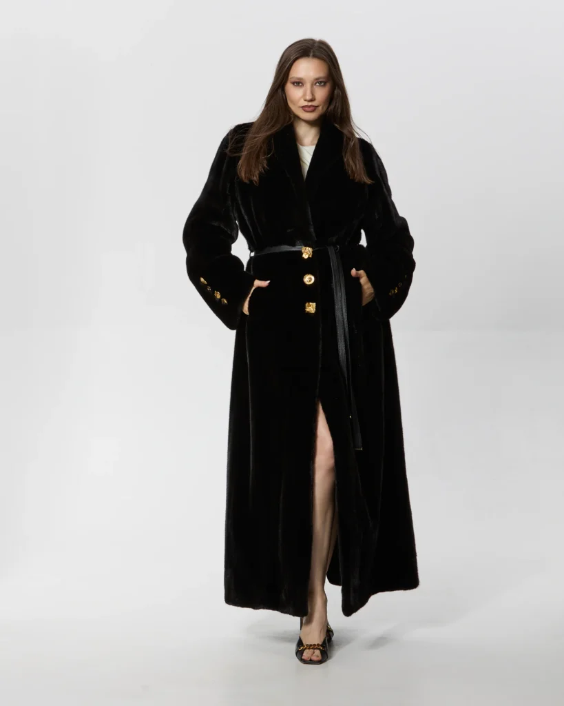 Haina din blana de vizon (nurca) Blackglama