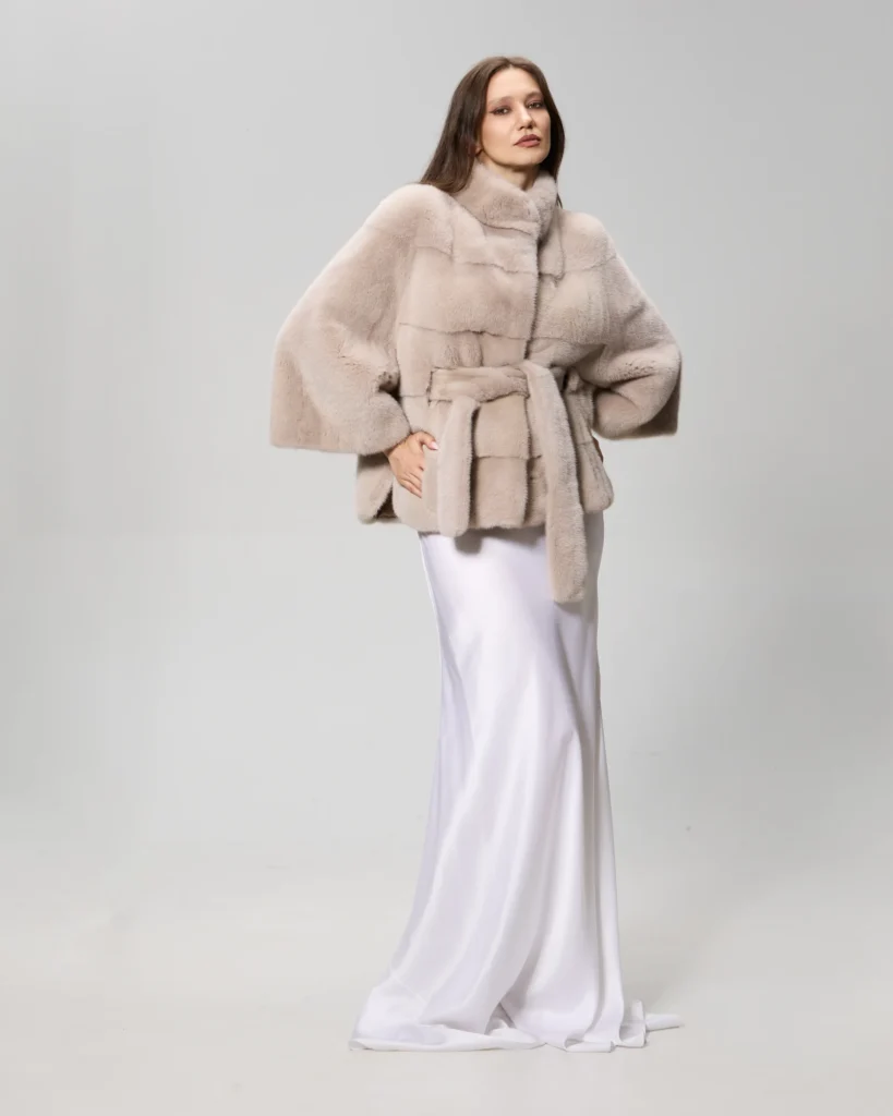 Jacheta din biana de vizon (nurca) Velvet Perla model Newton