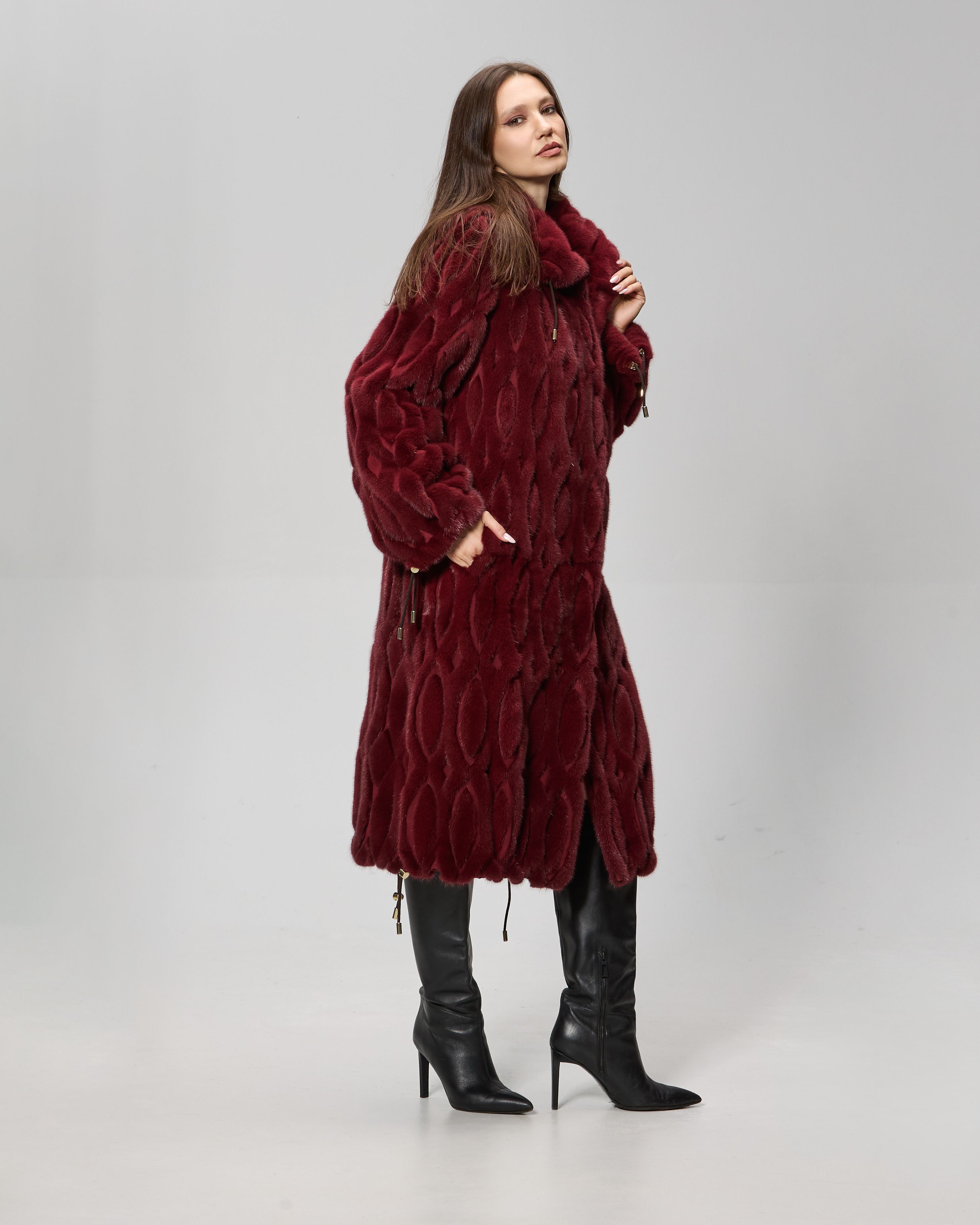 Haina din blana de vizon (nurca) Burgundy