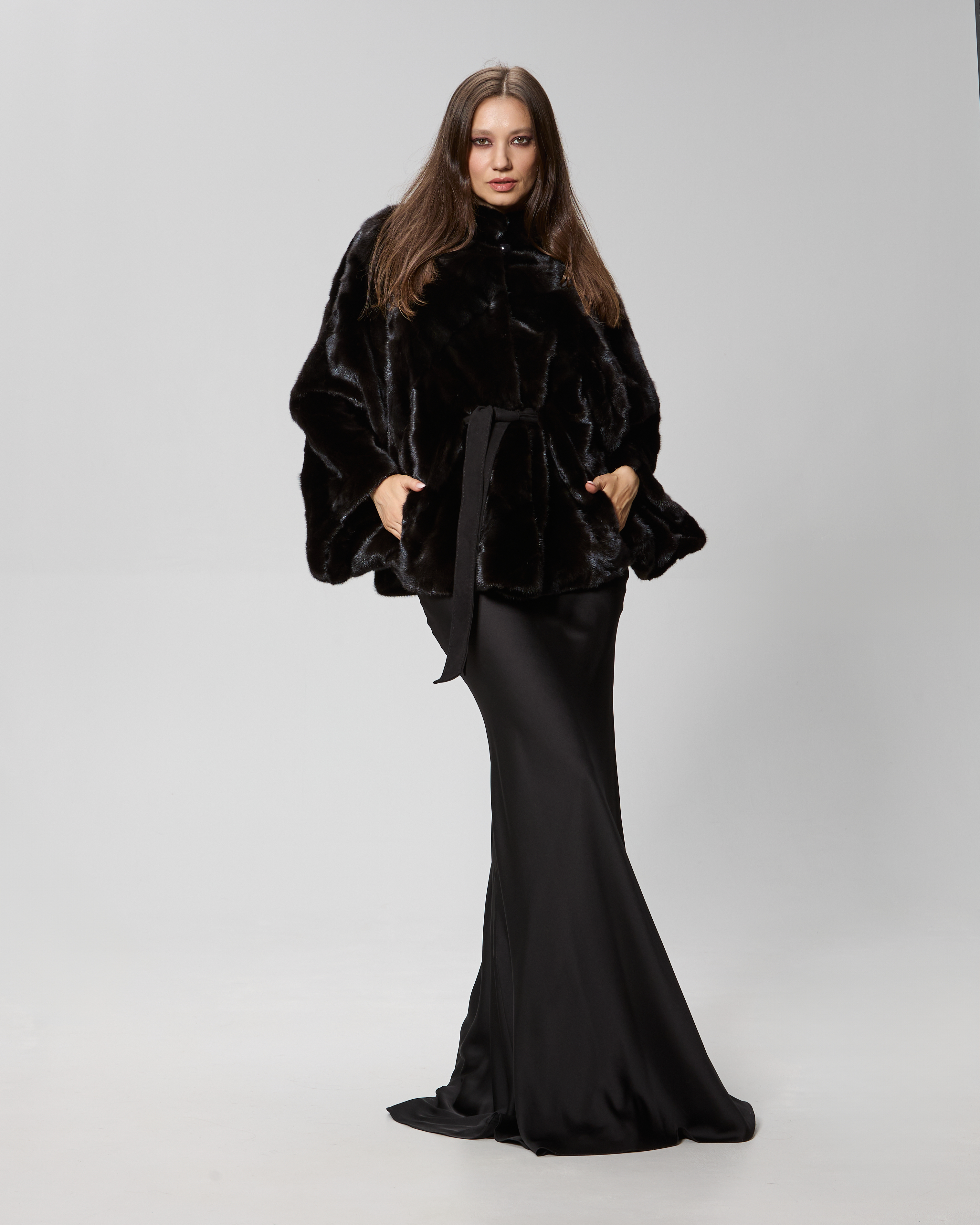 Jacheta din blana de vizon (nurca) neagra model 5092