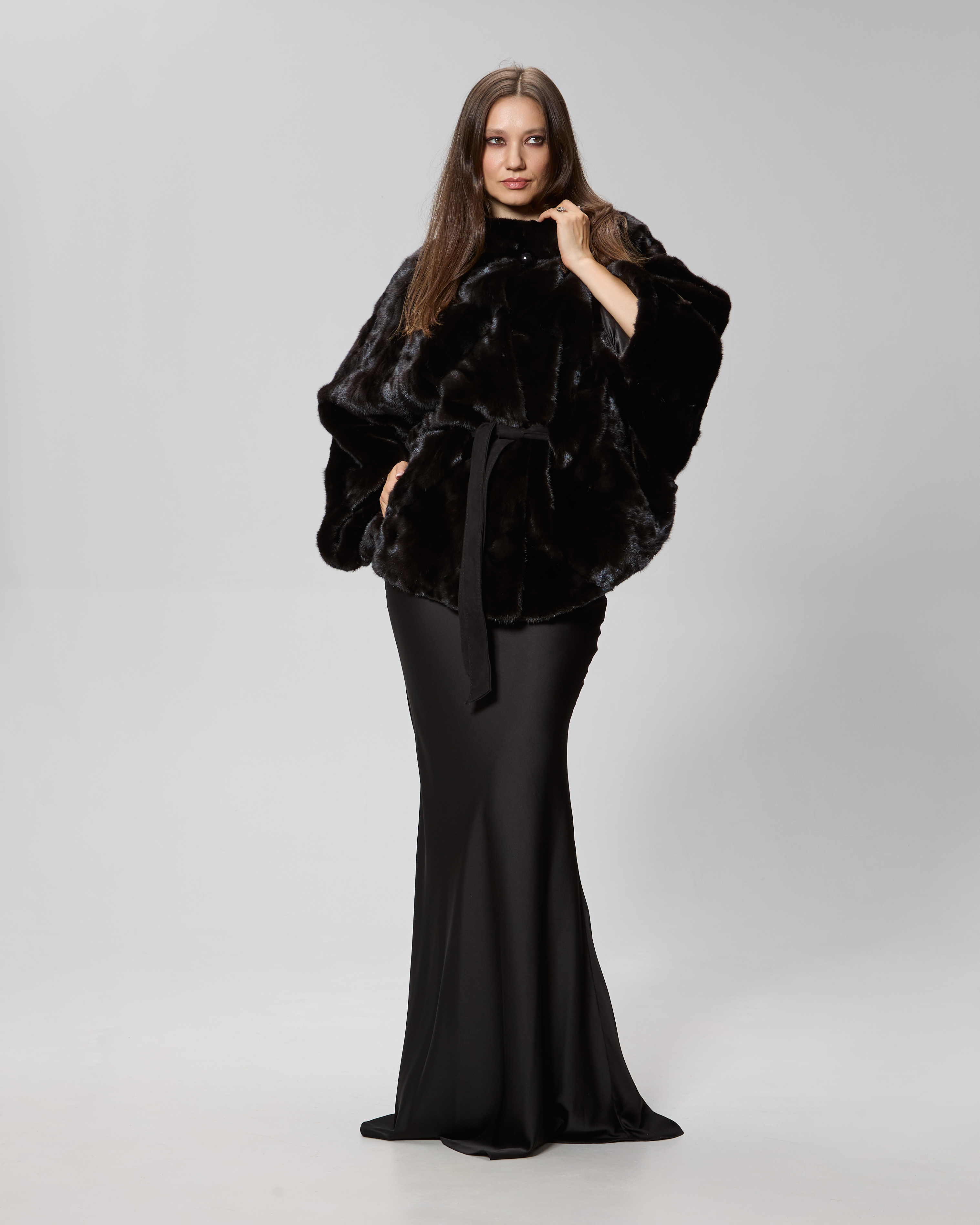Jacheta din blana de vizon (nurca) neagra model 5092