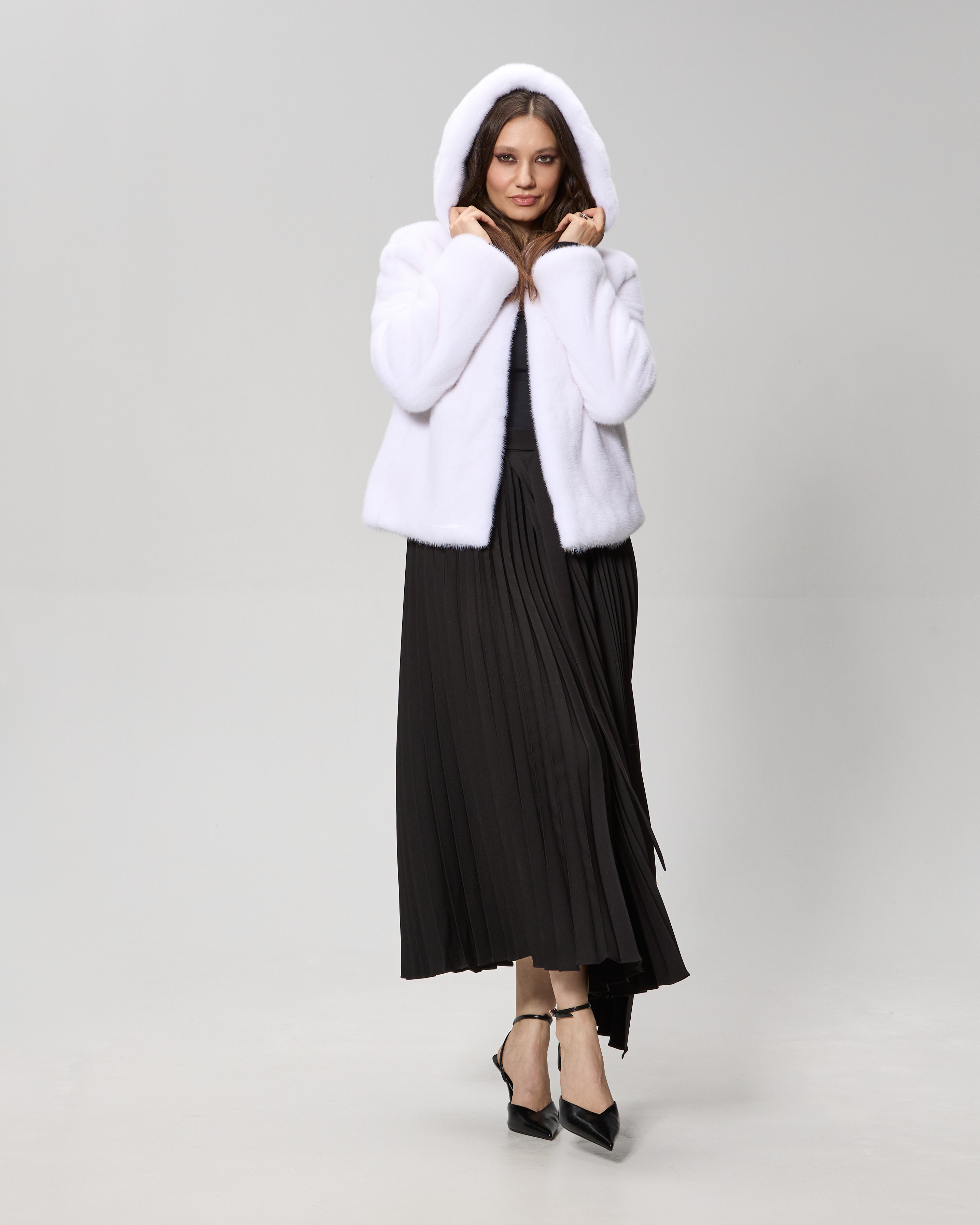 Jacheta din blana de vizon (nurca) Velvet white